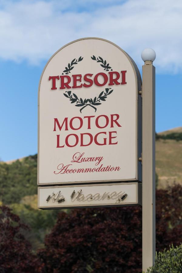 Tresori Motor Lodge Akaroa Exterior foto